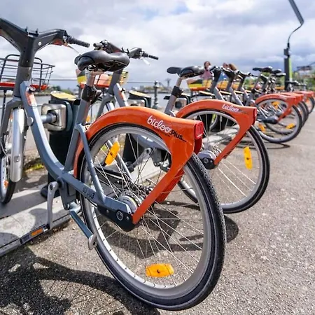 Escale A Nantes - Bord De Loire Apartament *