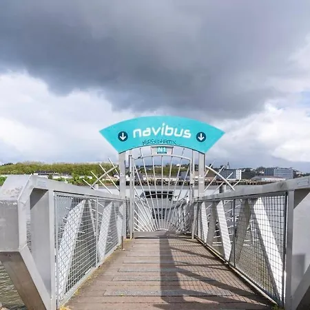 Escale A Nantes - Bord De Loire * 雷泽